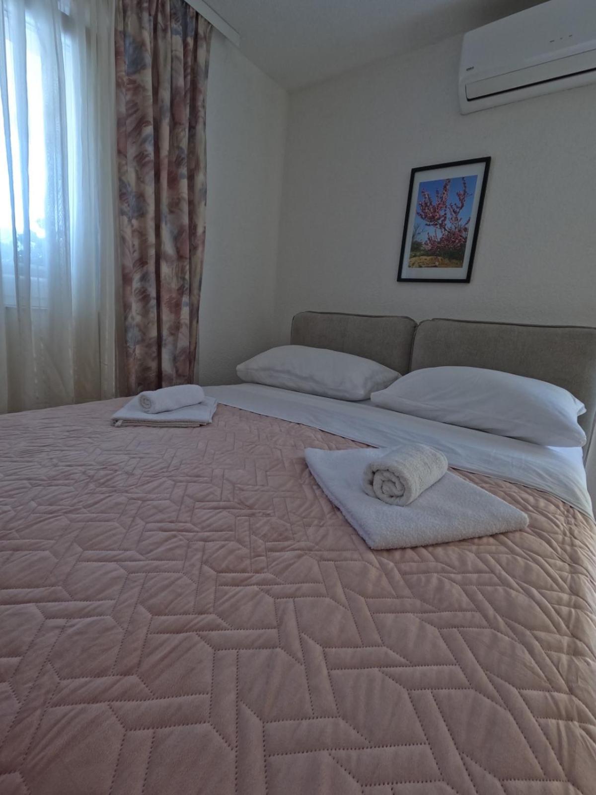 Apartmani Lena Šibenik Exterior foto